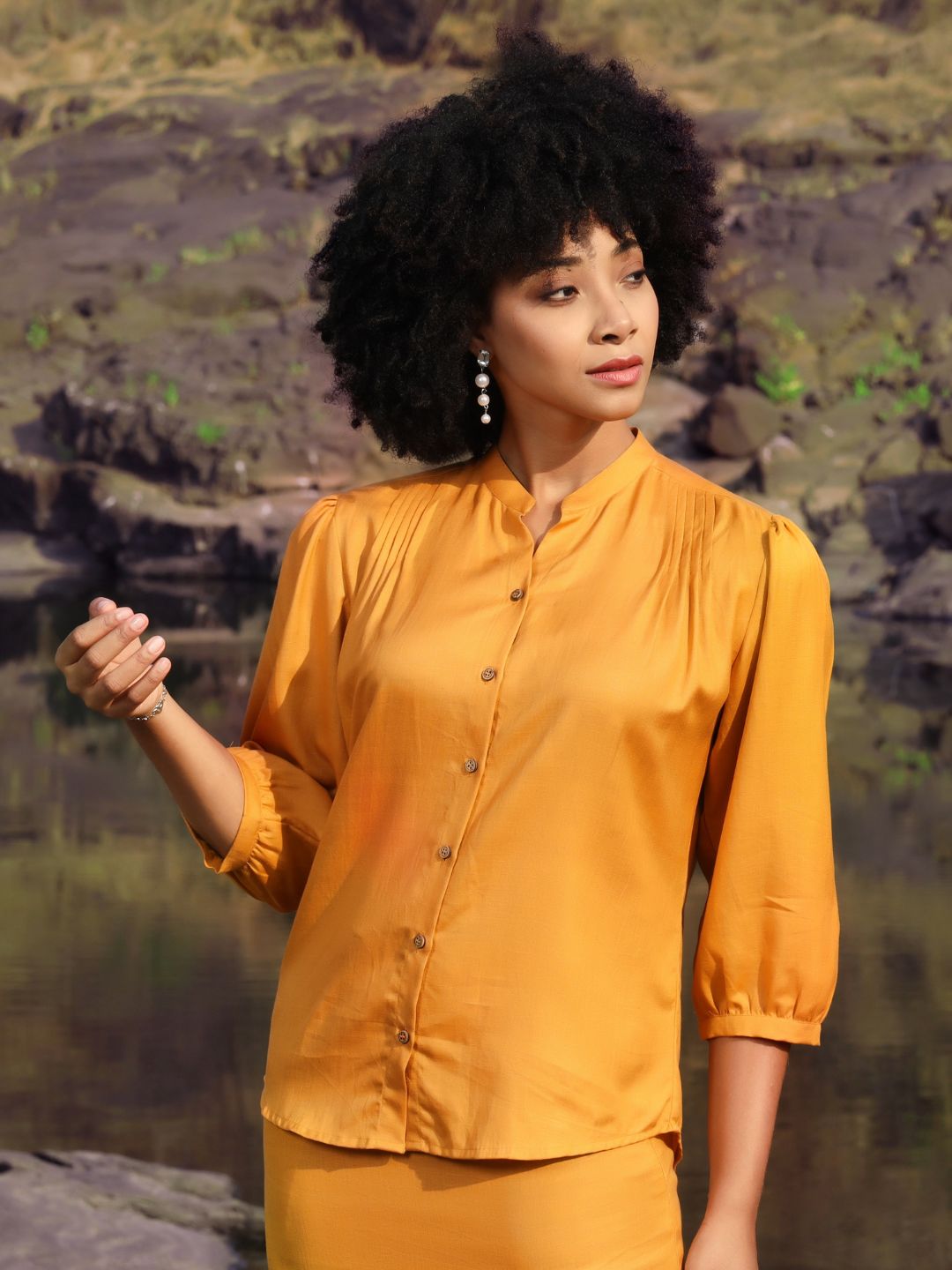 Women's Hemp Shirt with Pintuck Detailing at Front & Back