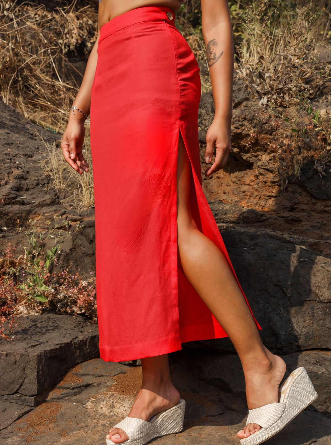 Women's Hemp Long Side-Slit Skirt with Optional Side Lock Coco Button