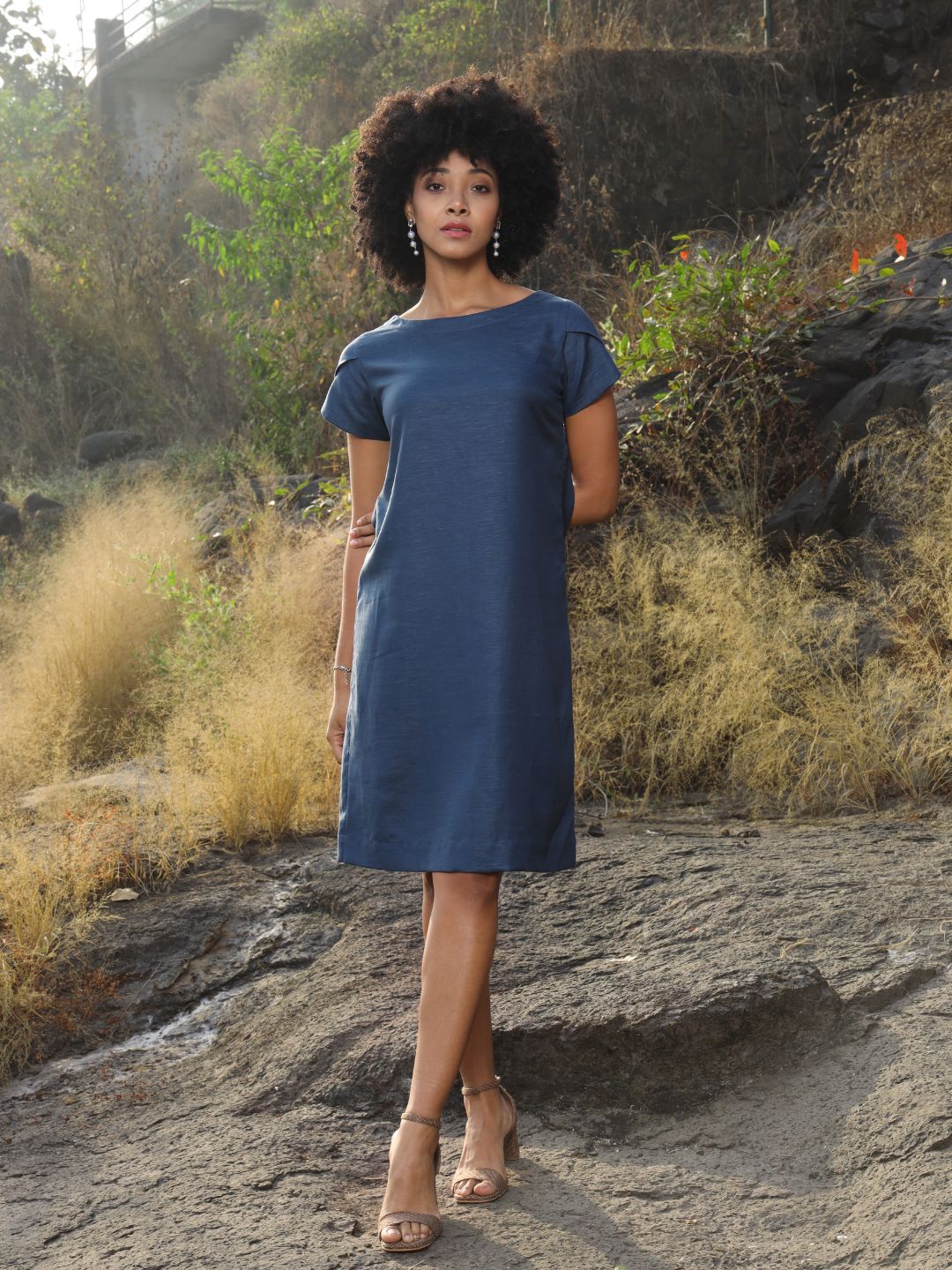 Women's Hemp Free-Flow Dress with Tulip Sleeves