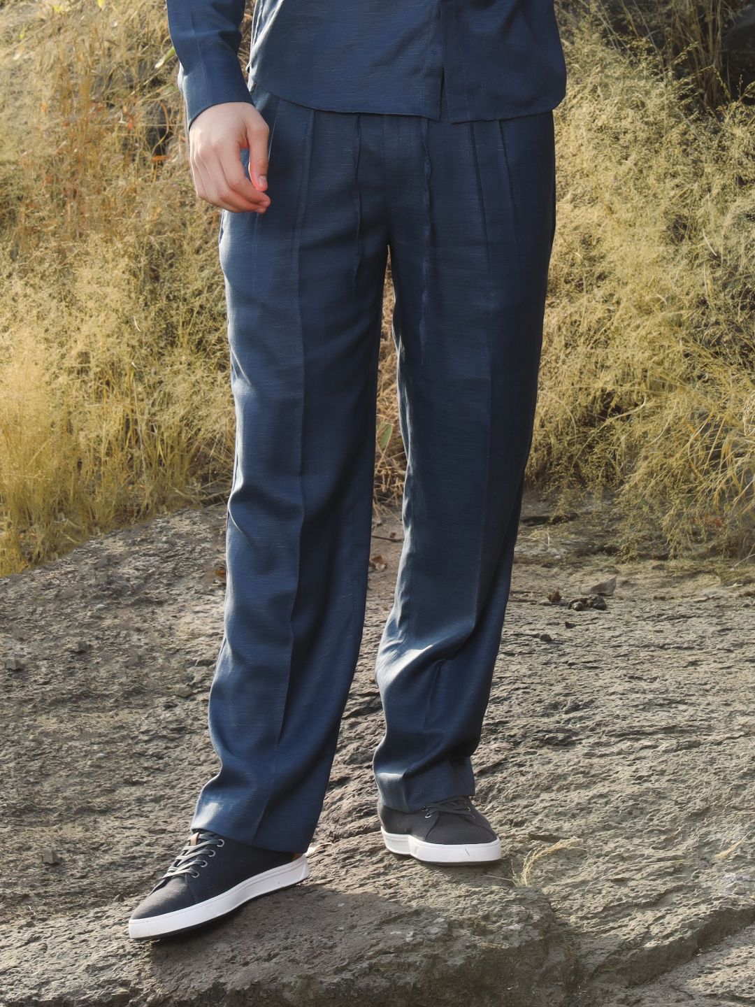 Men's Hemp Front Pleated Trouser With Drawstring
