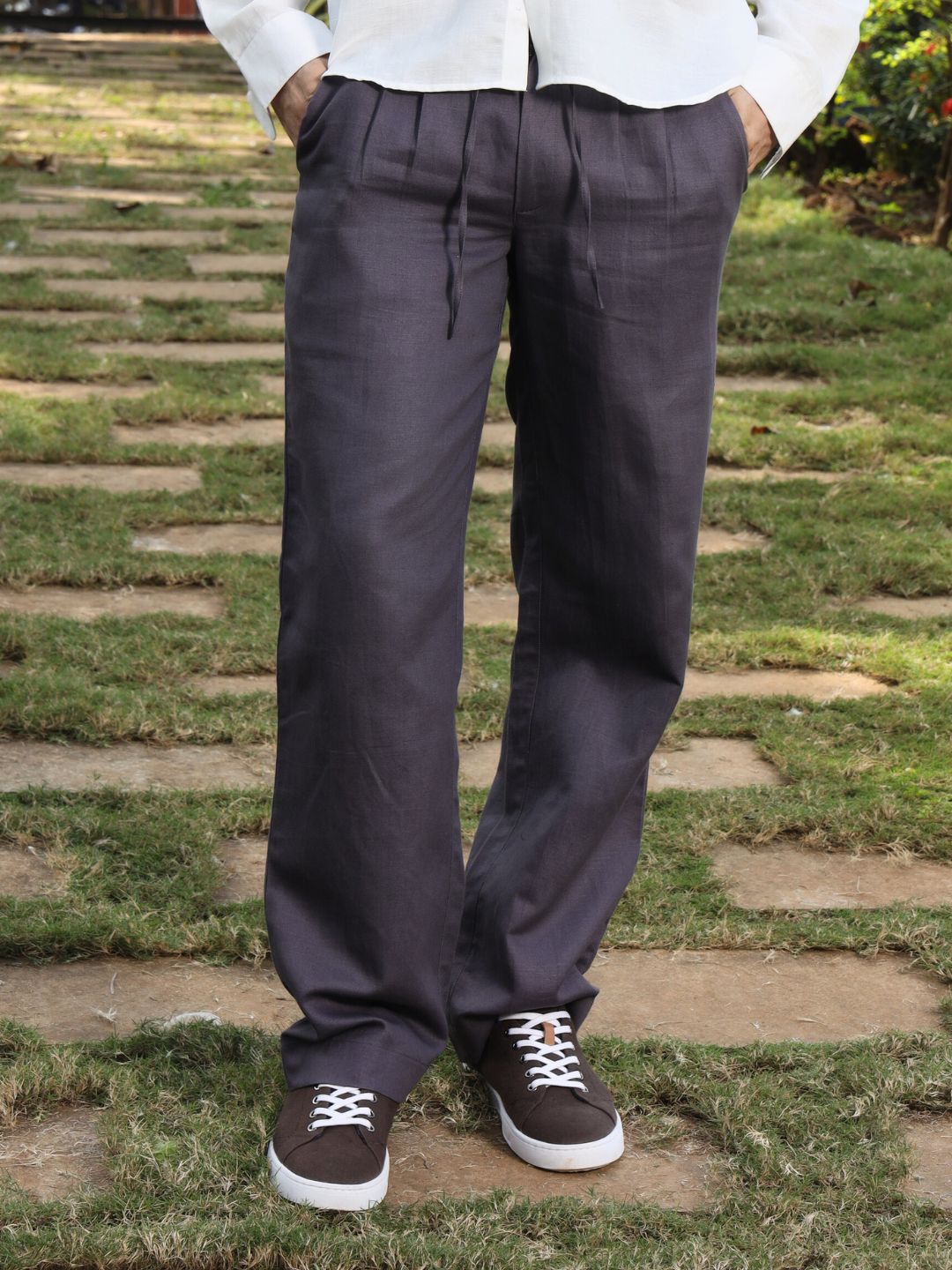 Men's Hemp Front Pleated Trouser with Drawstring
